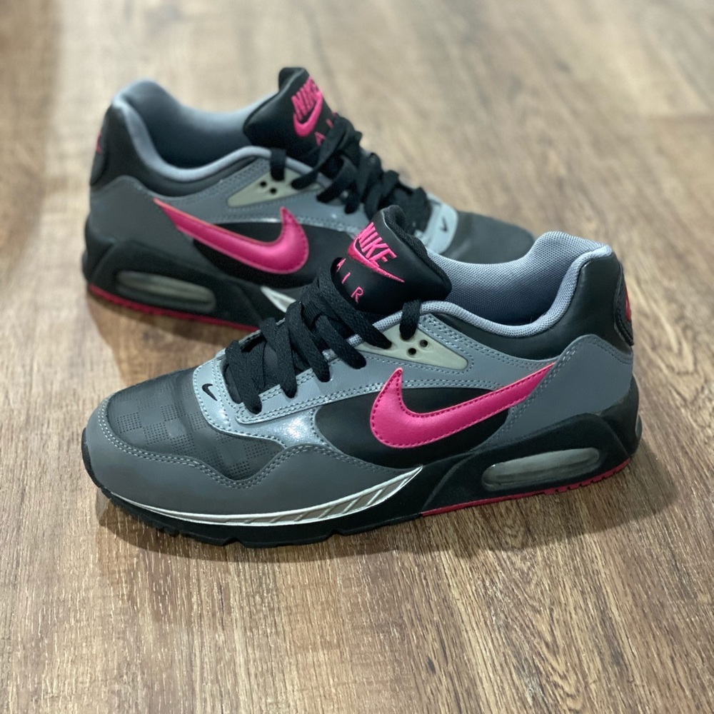 Nike Air Max Women’s Sneakers